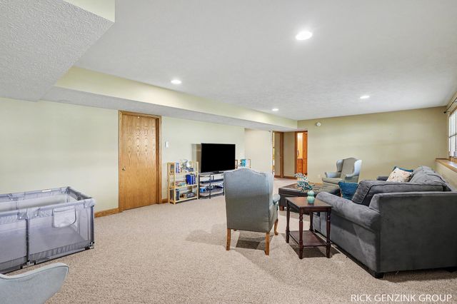 3425 Stonyridge Drive, Georgetown Twp, MI 49426