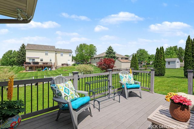 3425 Stonyridge Drive, Georgetown Twp, MI 49426