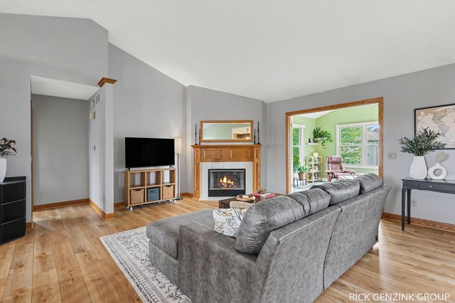 3425 Stonyridge Drive, Georgetown Twp, MI 49426