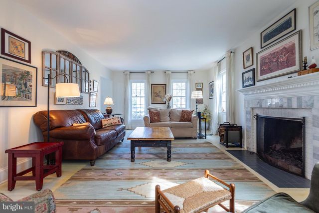 7806 WORTHING CT, Alexandria, VA 22315