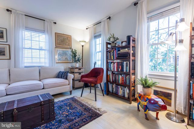 7806 WORTHING CT, Alexandria, VA 22315