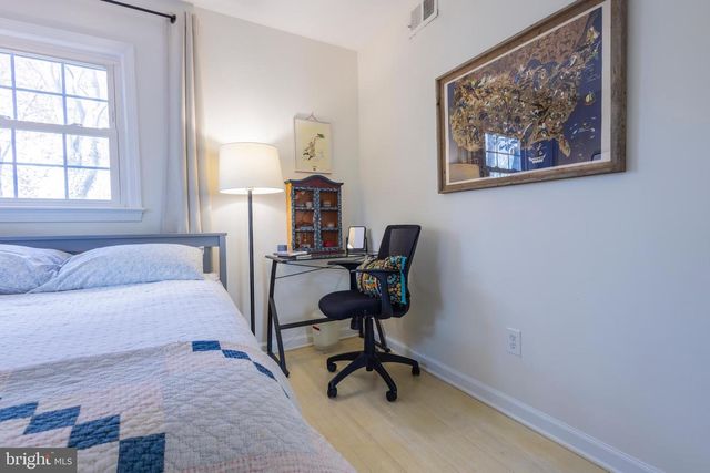 7806 WORTHING CT, Alexandria, VA 22315