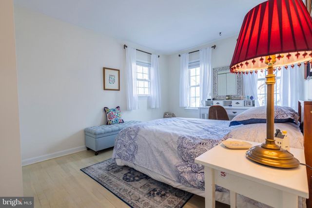 7806 WORTHING CT, Alexandria, VA 22315