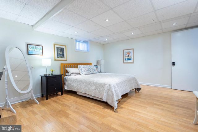 7806 WORTHING CT, Alexandria, VA 22315