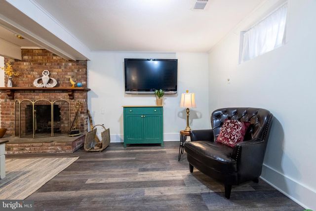 7806 WORTHING CT, Alexandria, VA 22315