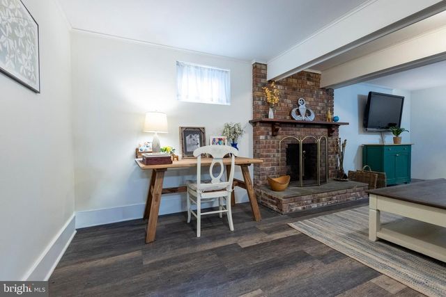 7806 WORTHING CT, Alexandria, VA 22315