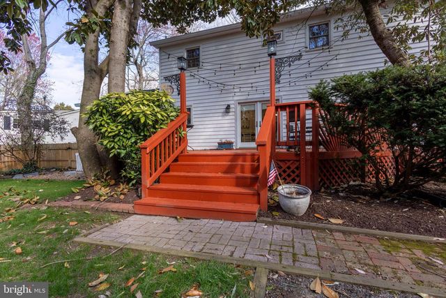 7806 WORTHING CT, Alexandria, VA 22315