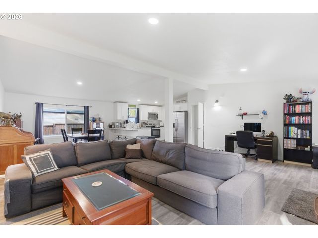 10038 S NEW ERA Rd 5, Canby, OR 97013
