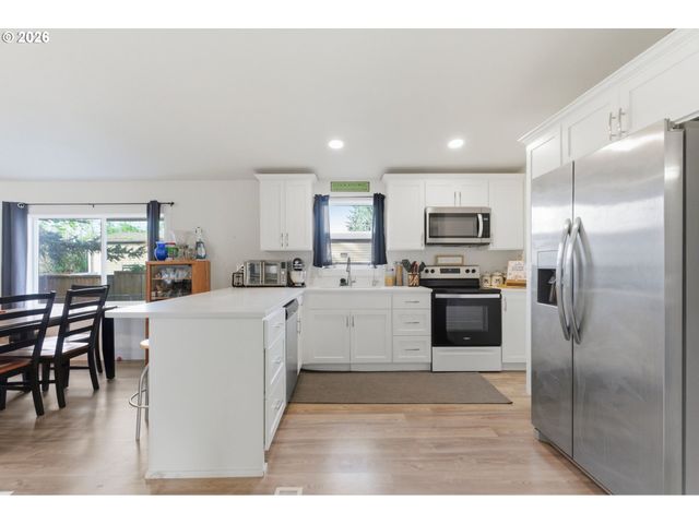 10038 S NEW ERA Rd 5, Canby, OR 97013