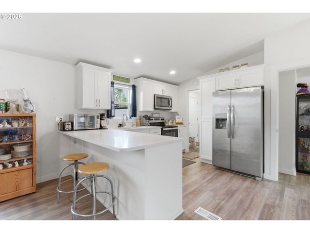 10038 S NEW ERA Rd 5, Canby, OR 97013