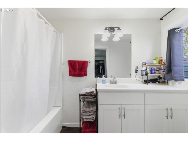 10038 S NEW ERA Rd 5, Canby, OR 97013
