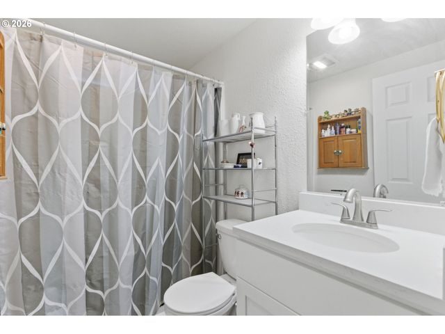10038 S NEW ERA Rd 5, Canby, OR 97013