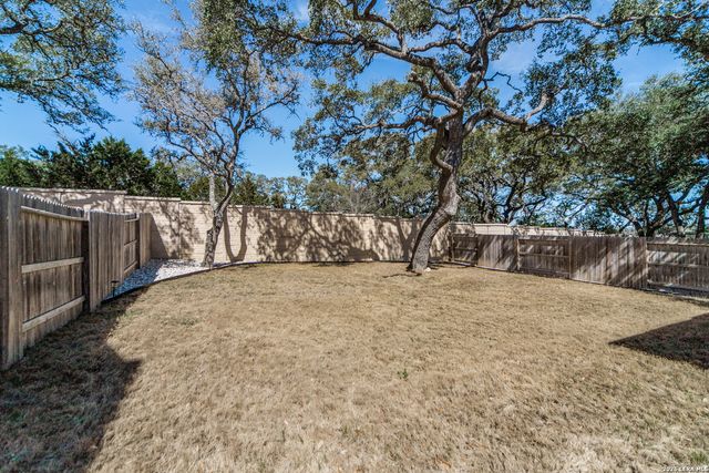 102 bretford, Boerne, TX 78006