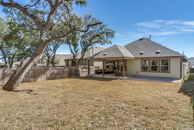 102 bretford, Boerne, TX 78006