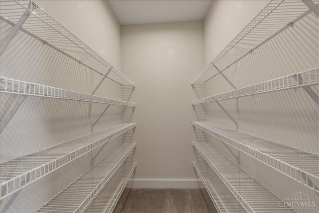 3908 Edwards Road, Cincinnati, OH 45209