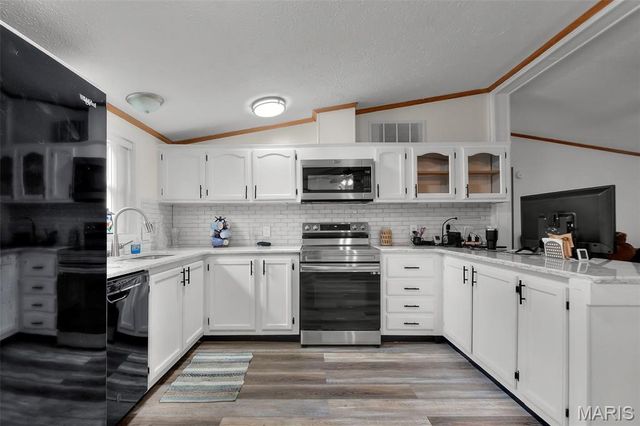 902 Pine Street, Potosi, MO 63664