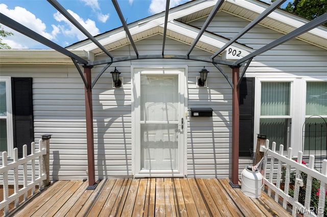 902 Pine Street, Potosi, MO 63664