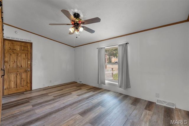 902 Pine Street, Potosi, MO 63664