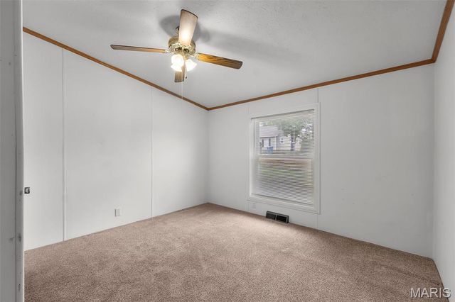 902 Pine Street, Potosi, MO 63664
