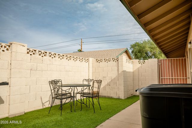 17647 N LINDNER Drive, Glendale, AZ 85308