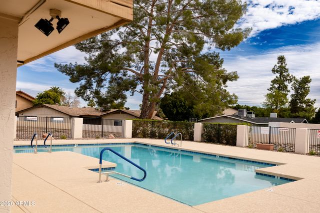 17647 N LINDNER Drive, Glendale, AZ 85308