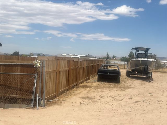 16124 Mesa, Hesperia, CA 92345