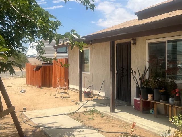 16124 Mesa, Hesperia, CA 92345