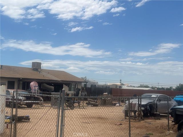 16124 Mesa, Hesperia, CA 92345