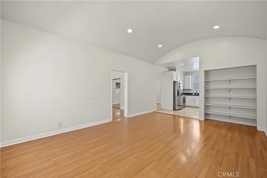 414 S Coronado, Los Angeles, CA 90057 — photo 2