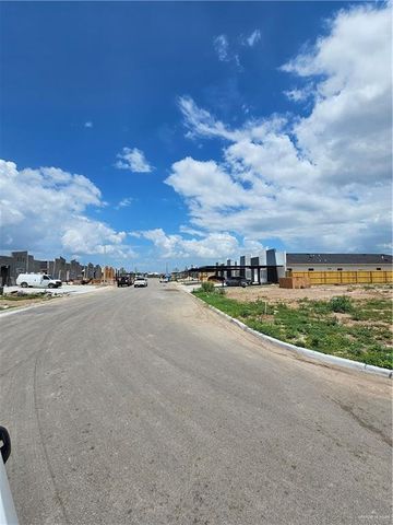 1211 Woodland Drive, Pharr, TX 78577