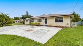 604 Roselyn Avenue A, Fort Pierce, FL 34982