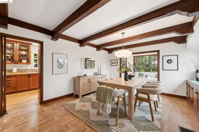 131 Montrose Rd, Berkeley, CA 94707