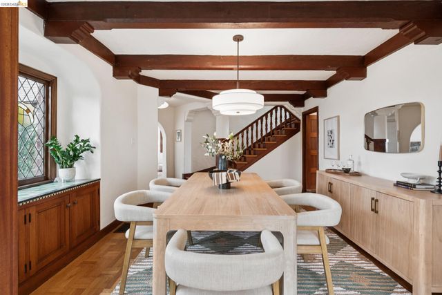 131 Montrose Rd, Berkeley, CA 94707