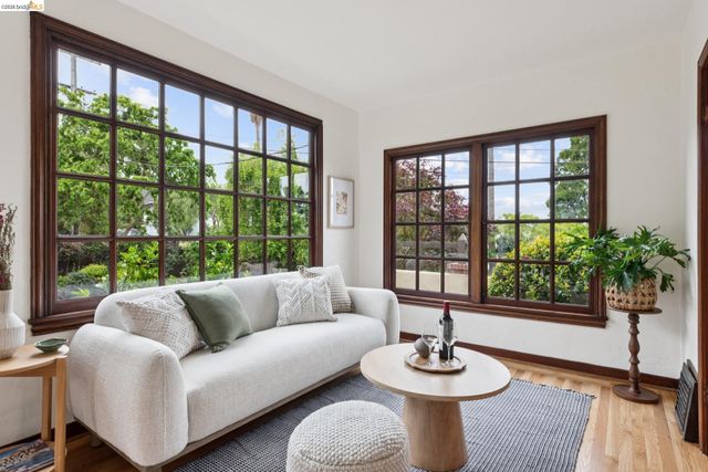 131 Montrose Rd, Berkeley, CA 94707