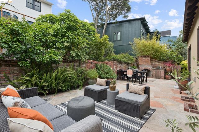 131 Montrose Rd, Berkeley, CA 94707