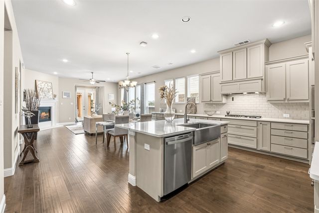 3404 Begonia Lane, Irving, TX 75038