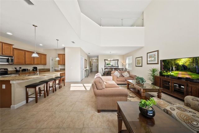 8960 BISMARCK PALM RD, Kissimmee, FL 34747