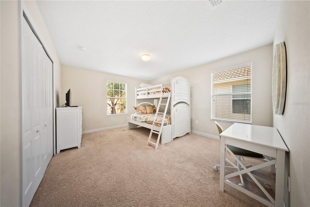 Image 49 of property listing at 8960 BISMARCK PALM RD, Kissimmee, FL 34747