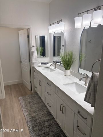 123 N WASHINGTON Street 27, Chandler, AZ 85225