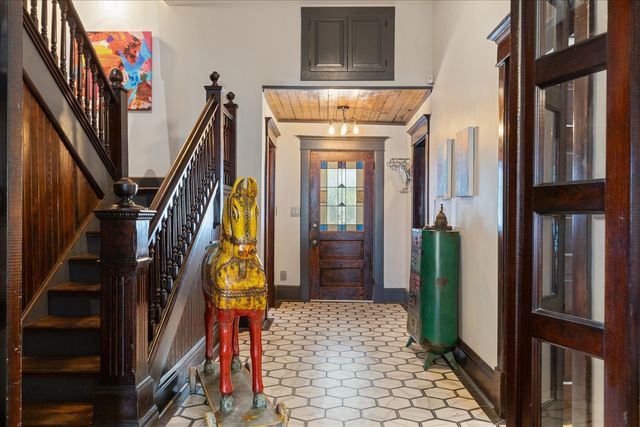 207 Main St, E, Wartrace, TN 37183