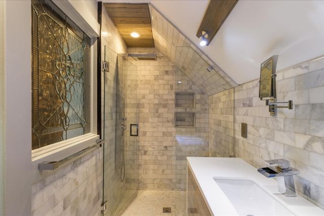 207 Main St, E, Wartrace, TN 37183