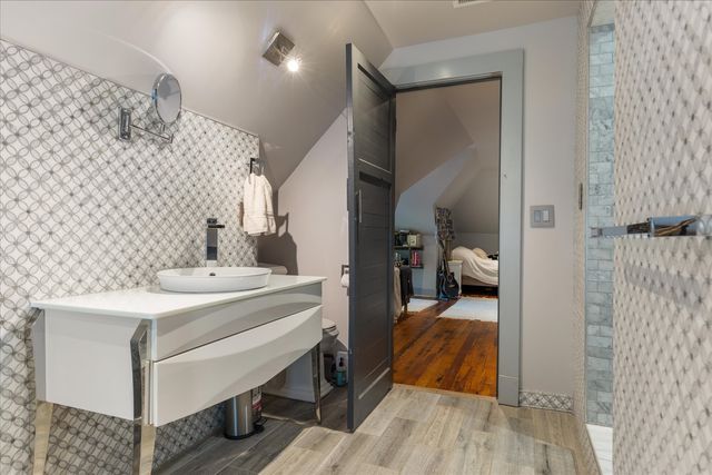 207 Main St, E, Wartrace, TN 37183