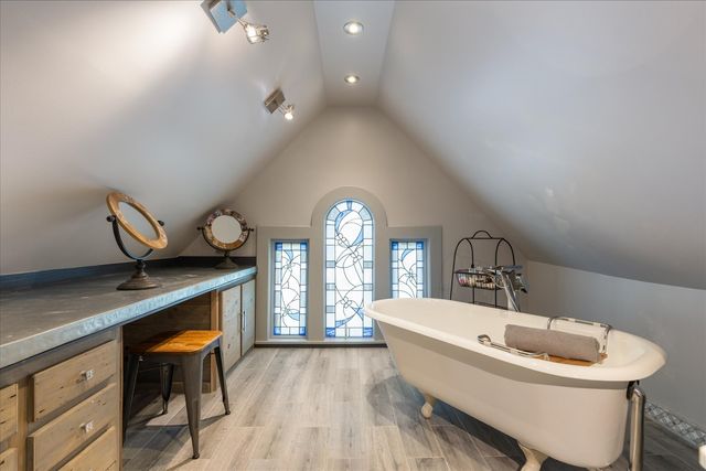 207 Main St, E, Wartrace, TN 37183