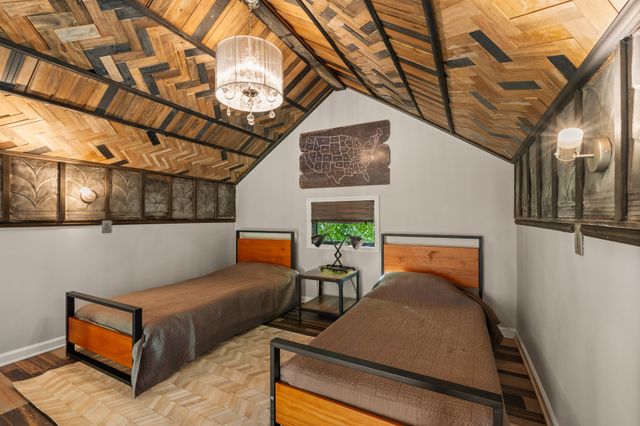 207 Main St, E, Wartrace, TN 37183