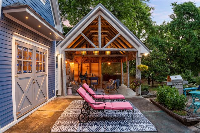 207 Main St, E, Wartrace, TN 37183