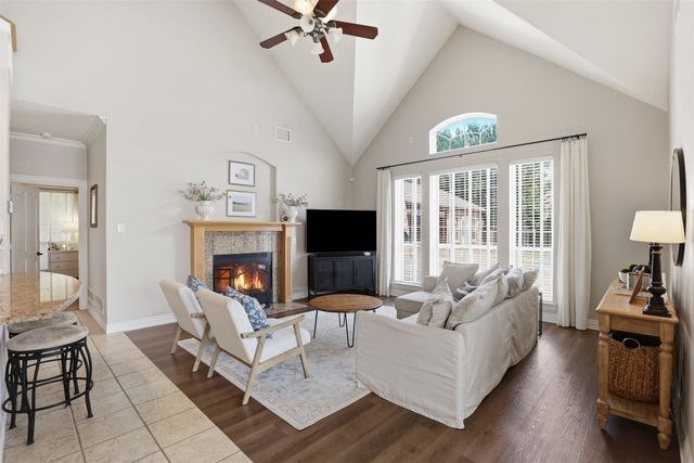 109 Palomino, Shady Shores, TX 76208