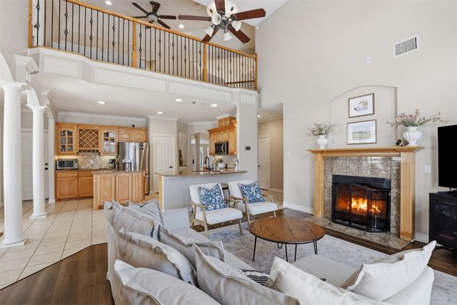 109 Palomino, Shady Shores, TX 76208