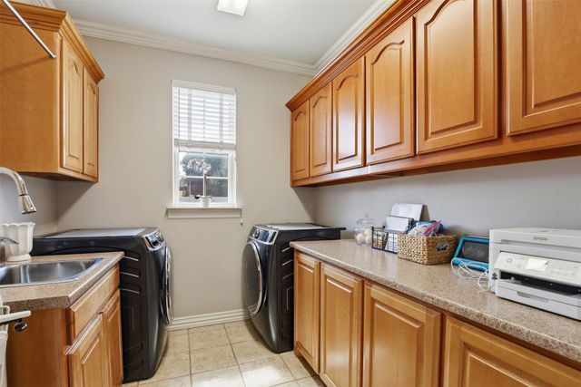109 Palomino, Shady Shores, TX 76208