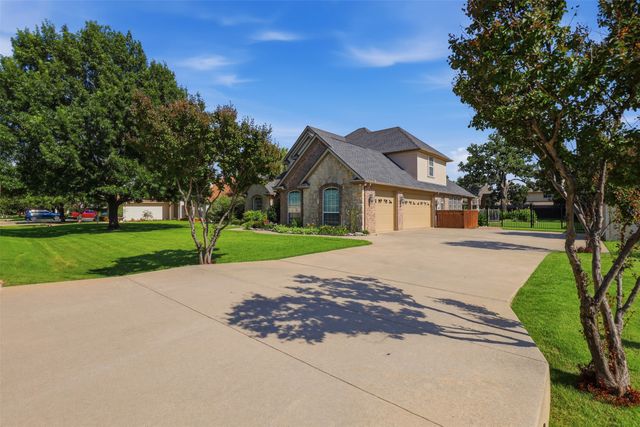 109 Palomino, Shady Shores, TX 76208
