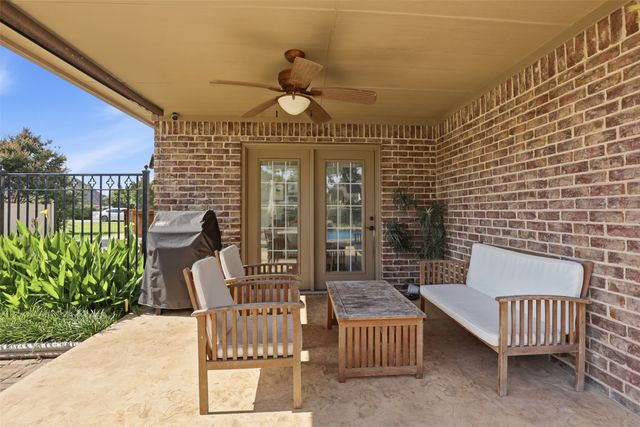109 Palomino, Shady Shores, TX 76208